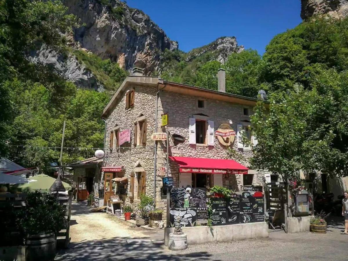 Le Moulin De La Pipe - Logis Hotel Restaurant Plan-de-Baix Exterior photo